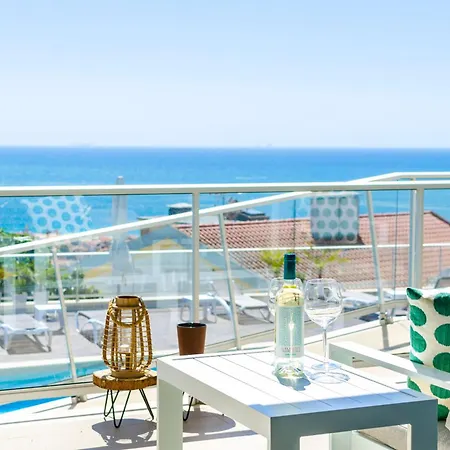 Panoramic Views - Terrace, Sea Views & Pool Appartement