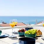 Panoramic Views - Terrace, Sea Views & Pool Appartamento