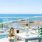 Panoramic Views - Terrace, Sea Views & Pool Appartamento