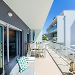 Panoramic Views - Terrace, Sea Views & Pool Lägenhet