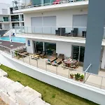 Panoramic Views - Terrace, Sea Views & Pool 公寓