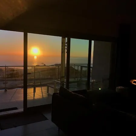 Daire Panoramic Views - Terrace, Sea Views & Pool